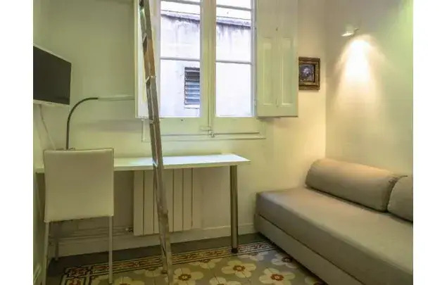 Habitacion en Barcelona Centro cerca Sagrada Familia