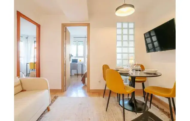 Alquiler de habitaciones en Alicante C Valdés Apartamento amueblado