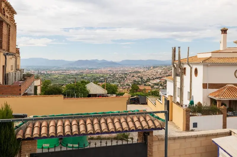 Chalet en Monachil 3 Plantas Gran Capacidad Ideal Familias