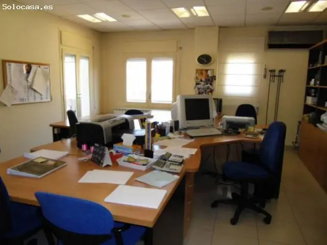 Oficina en Alquiler 130m2 Exterior