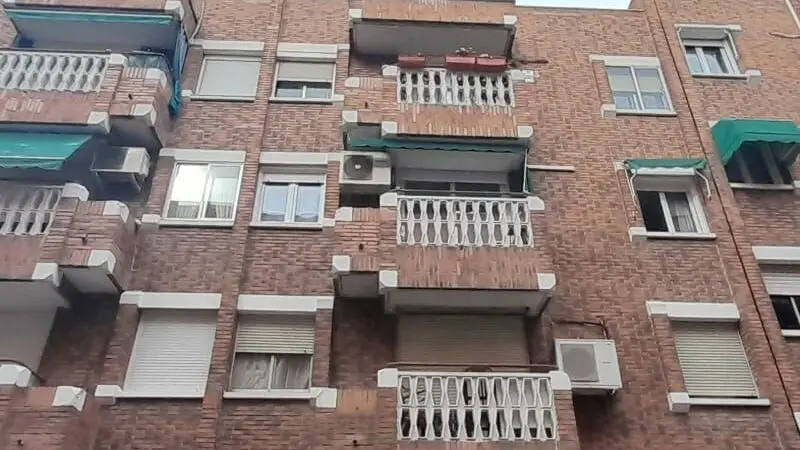 Piso en Madrid con 3 dormitorios terraza ascensor y conserje