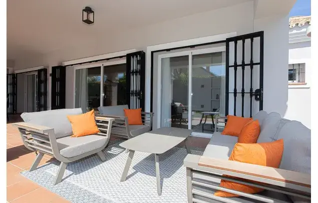 Villa de Lujo en Cortijo Blanco Marbella 4 Dormitorios Piscina Privada