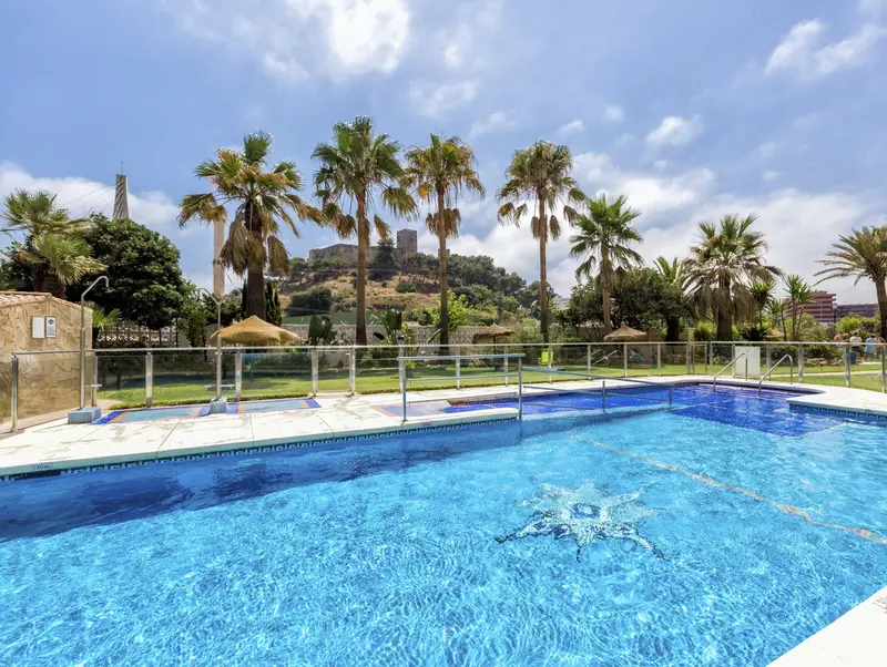 Apartamento 3 Dormitorios Alquiler Málaga Vistas Playa Piscina Parking