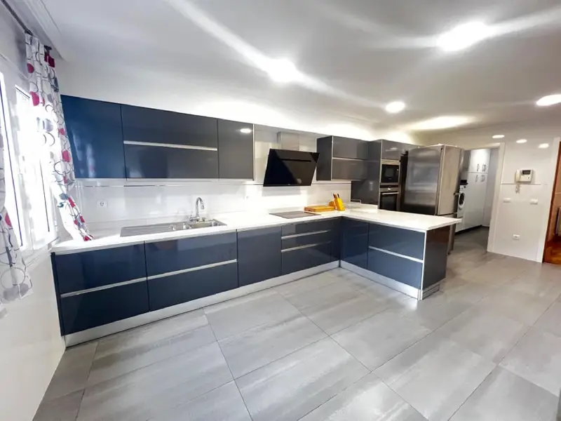 Venta Piso 4 Habitaciones Estacion Ponferrada