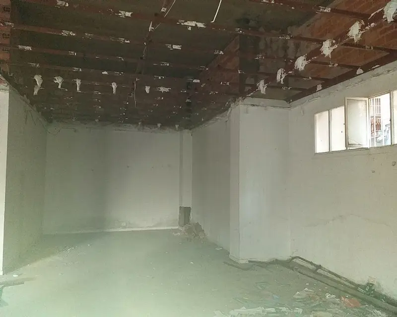 Local en venta en Burgos 188m2