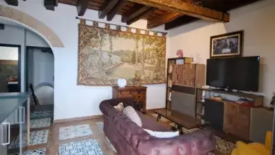 Casa en Venta Barrio Alto: Restaurada con Terraza