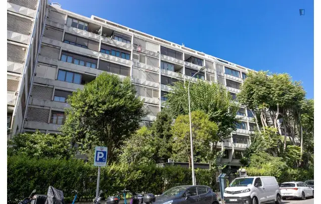 Alquiler de Habitaci
ón en Madrid con Ba
ño Privado y Limpieza Semanal