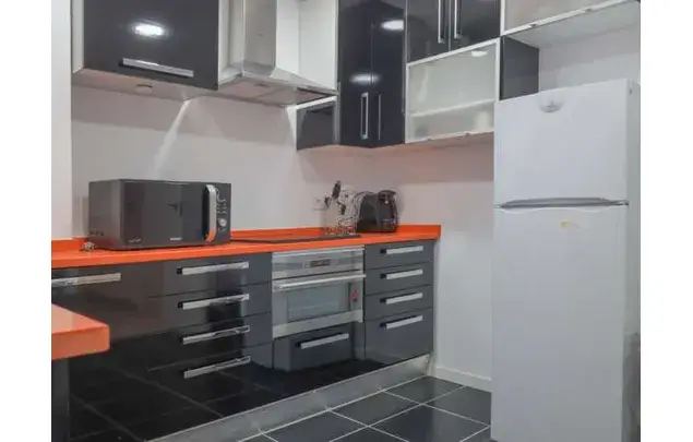Rent 2 bedroom apartment in Madrid