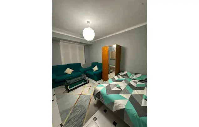 Alquiler Apartamento 4 Dormitorios Logro																																																																																																																																																																																																																																																																																																																																																																																																																																																																																																																																	
ño