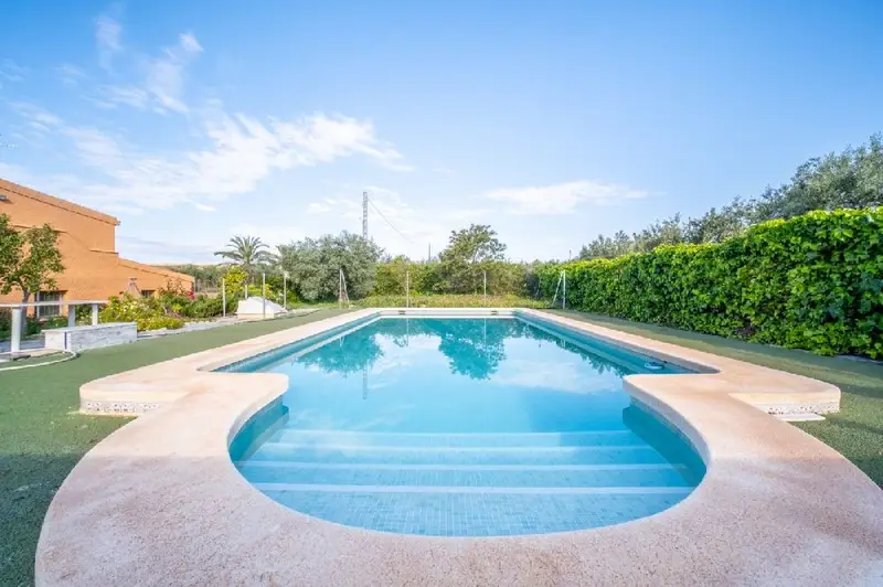 Venta Chalet con Chimenea en Jubalcoi Saladas Elche