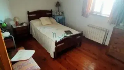 Casa en Venta en Ribadavia 292m2 con Jardin y Bodega
