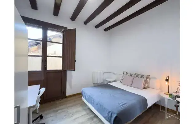 Alquiler Habitaciones 96m2 Barcelona Piso Amueblado 5 Habitaciones
