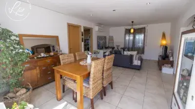 Casa en venta en Calle Poligono, Número 8