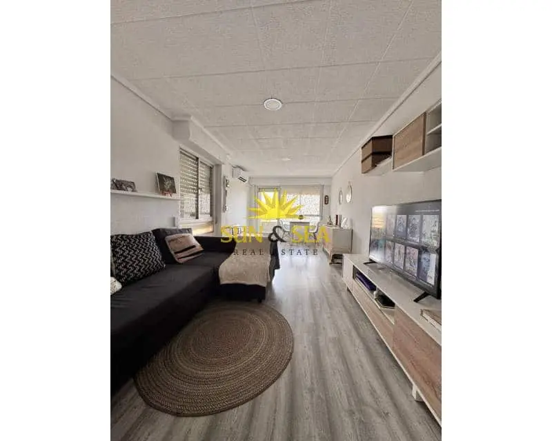 Apartamento en Alquiler Carrús Elche 110m² 3 Dormitorios Terraza