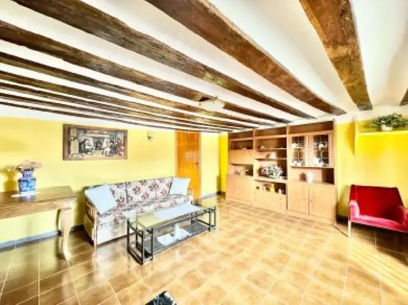 Venta Casa Rural 3 Habitaciones Urbina