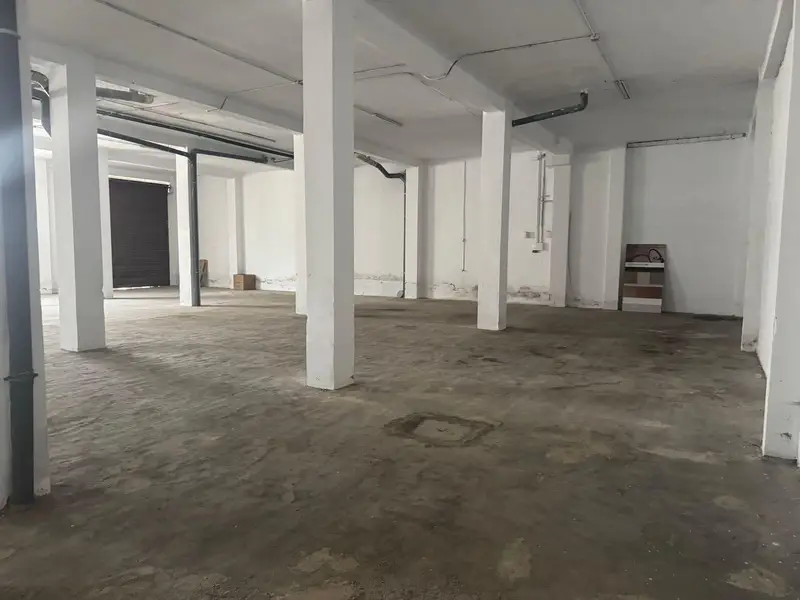 Local Comercial en Silla Valencia 447m2