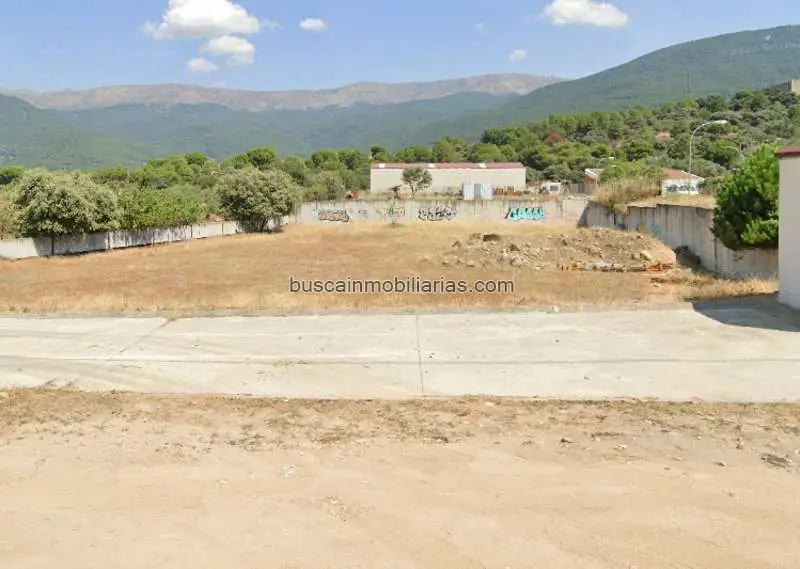 Parcela Urbana en Venta La Adrada 477 m2