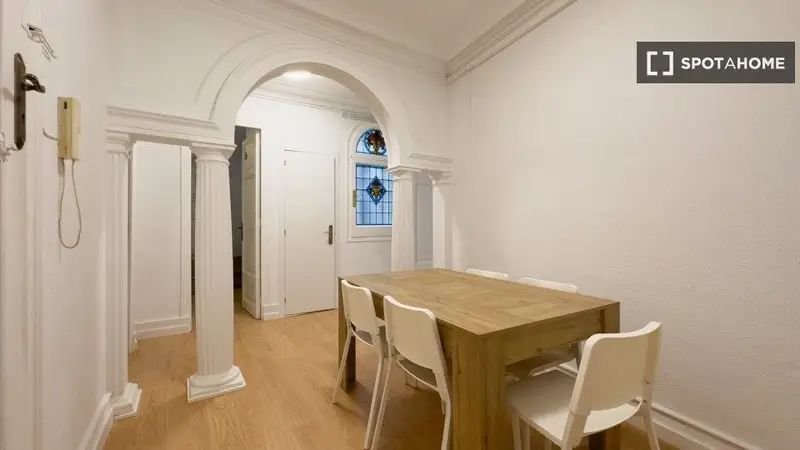 Apartamento 7 dormitorios 2 baños Barcelona Alquiler Spotahome