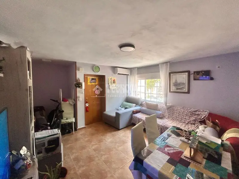Piso en venta San Blas 2 dormitorios reformado cerca metro