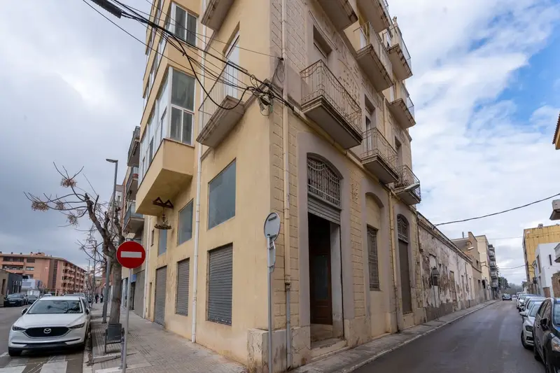 Edificio en venta Ferreries Tortosa 175m2