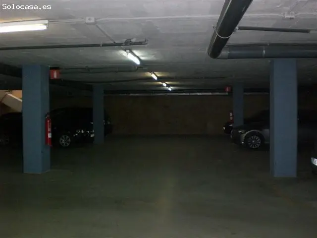 Parking Moto Alquiler Barcelona Dos De Maig