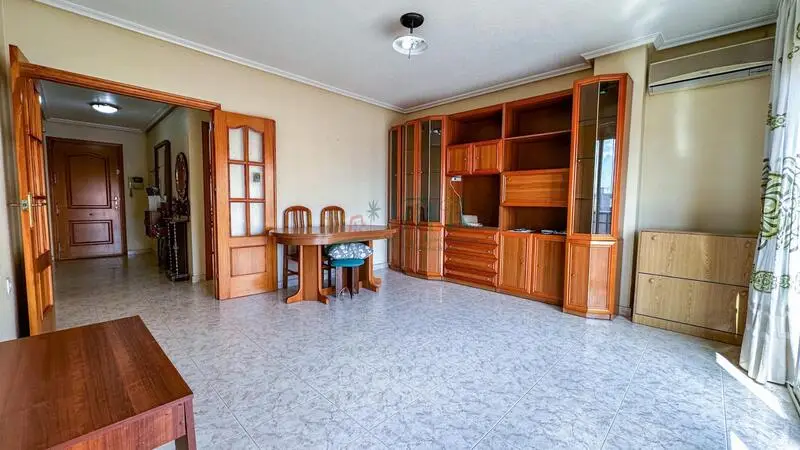 Apartamento 2 Dormitorios 2 Ba
Almoradi