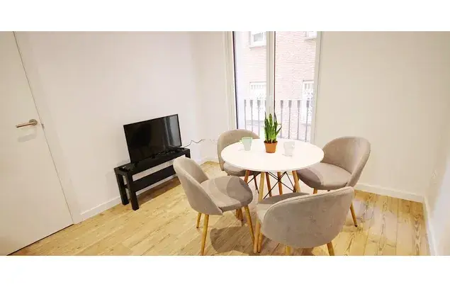 Habitacion 75m2 Poble Sec Barcelona Coliving Estudiantes Trabajadores