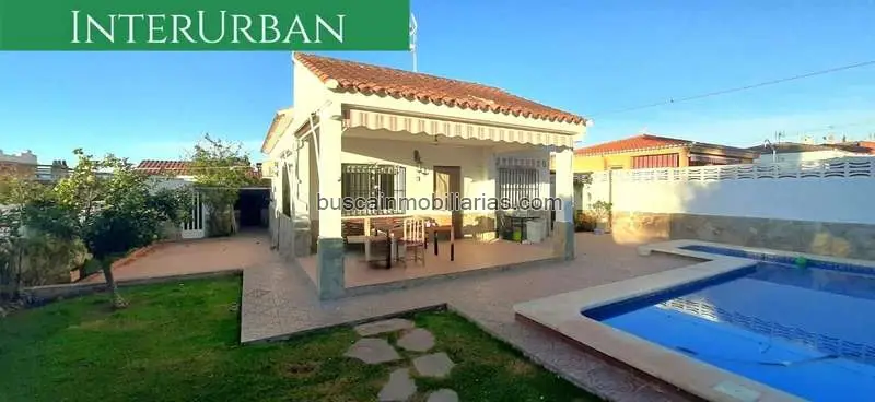 Chalet con Piscina en Lliria Oasis de San Vicente