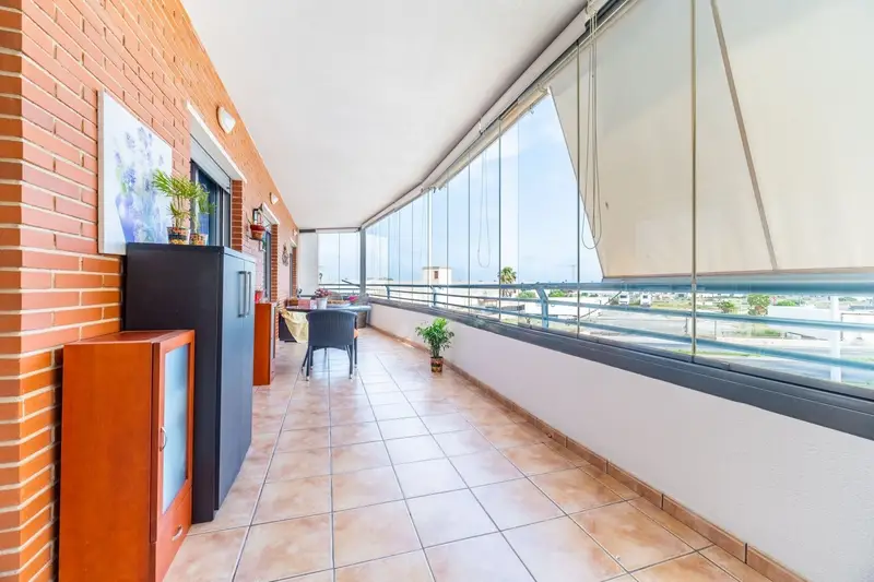 Venta Piso en Elche 4 Dormitorios 2 Baños Gran Terraza