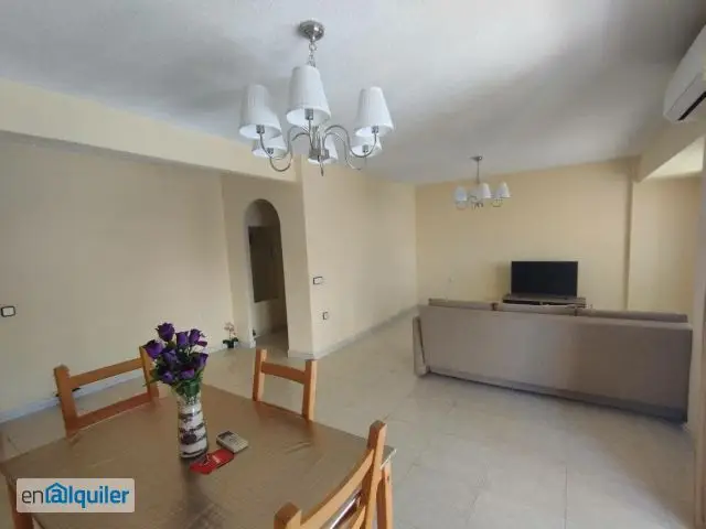 Alquiler Piso Amueblado 3 Dormitorios Campoamor
