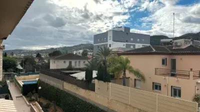 Piso en Venta Pedreguer: Amplio y Luminoso con Vistas a la Montaña