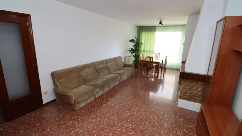 Piso en venta en Alcanar Tarragona 4 dormitorios 2 baños