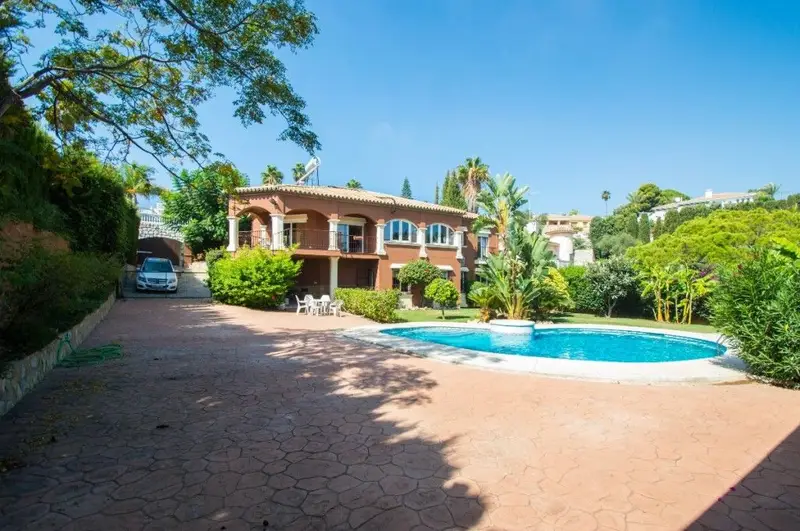 Villa 4 Dormitorios Campo Mijas Piscina Privada Jardin Barbacoa