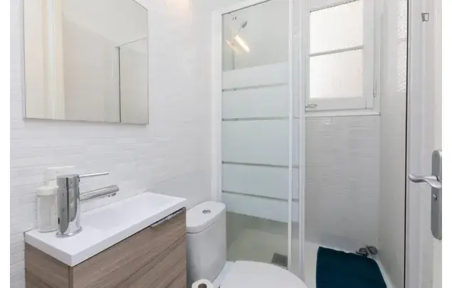 Apartamento 9 Dormitorios Barcelona Estudiantes