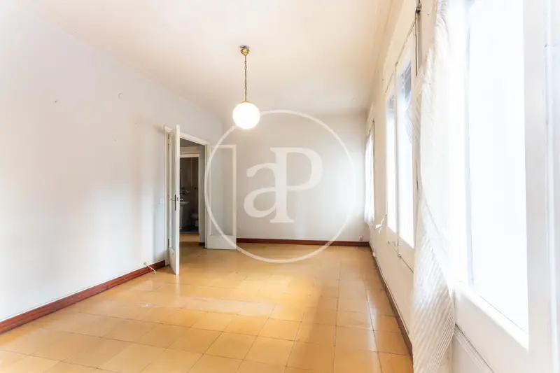 Piso en Venta Madrazo Avinguda Riera de Cassoles 81m2