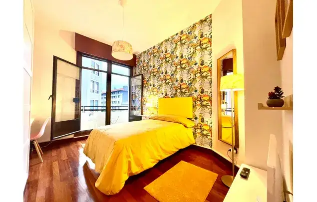 Habitaci	ón 110m	² Bilbao Estancia Media Larga