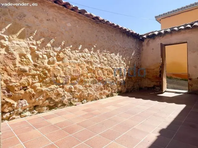 Casa con Patio en Los Huertos Segovia 3 Dormitorios