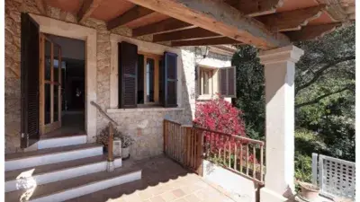 Casa en Venta Alaró con Vistas a la Montaña y Piscina