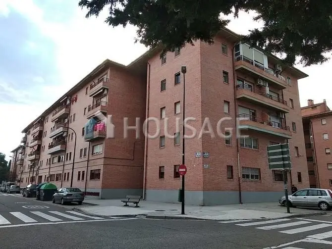 Piso en Venta en Zaragoza Calle Autonomia de Aragon