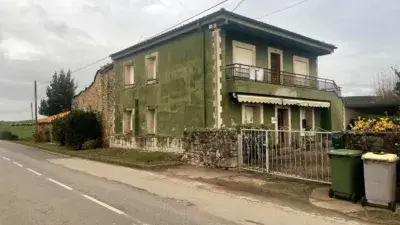 Chalet con Finca de 24482m2 en Polanco