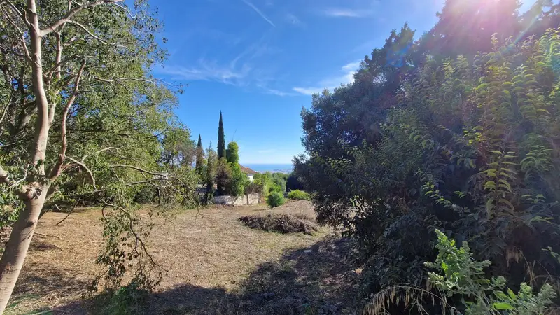 Terreno en Venta Mijas: 3 Chalets, Vistas al Mar