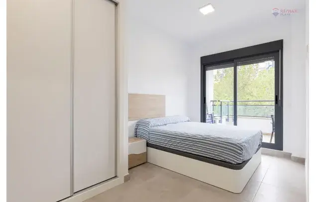 Alquiler Apartamento 2 Dormitorios Garrucha 77m²