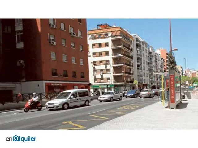 Alquiler Piso Los Remedios Ascensor Terraza 3 Dormitorios