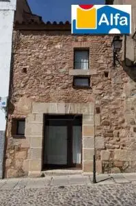 Chalet Adosado Reformado en Cáceres 85m2 2 Dormitorios