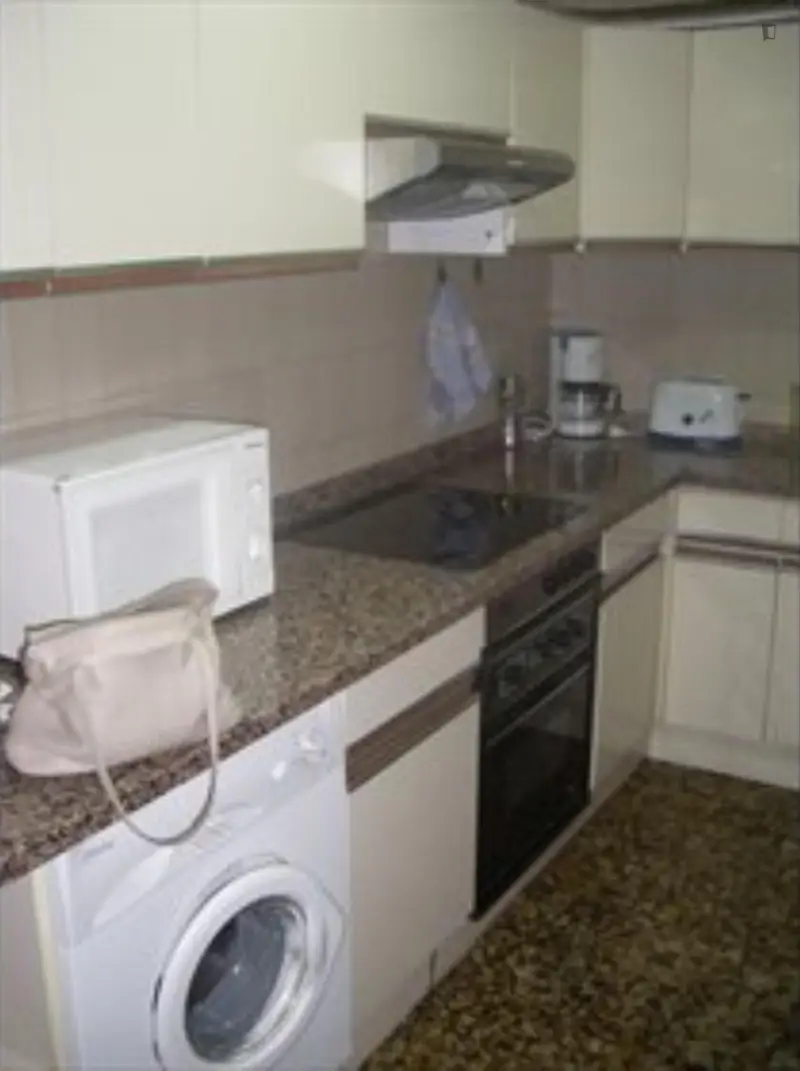 Habitaci3n Individual Centro Labradores
