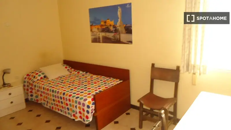 Habitacion en piso compartido Cordoba
