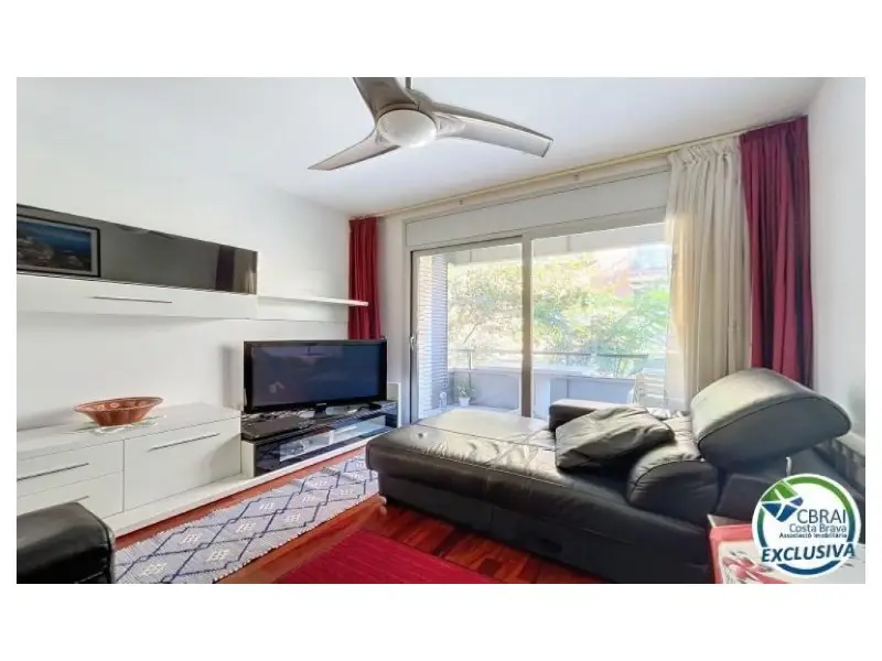 Venta Piso 3 Dormitorios Roses Cerca Playa