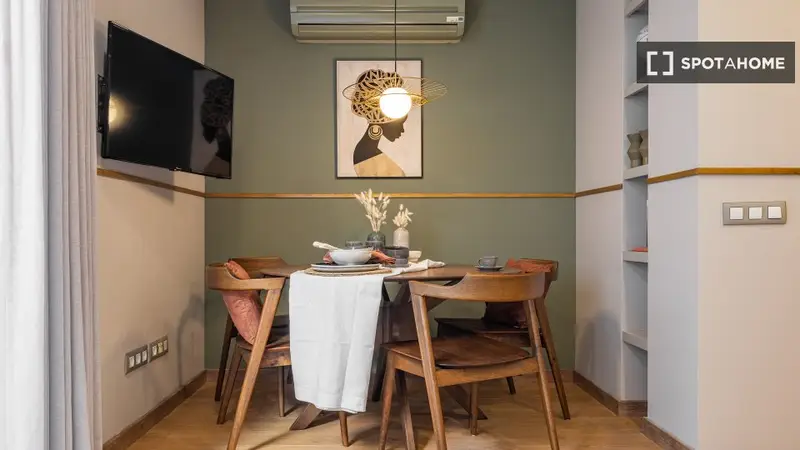 Estudio en Barcelona amueblado con Aire Acondicionado