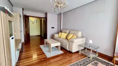 Piso en Venta Carlos V Laredo Amplio Luminoso 4 Habitaciones Terraza