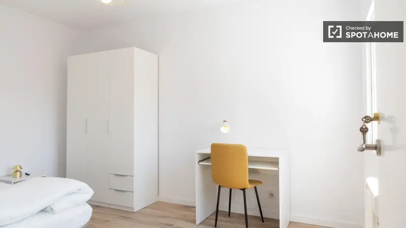 Alquiler Habitacion Alcal













á de Henares Piso 4 Dormitorios